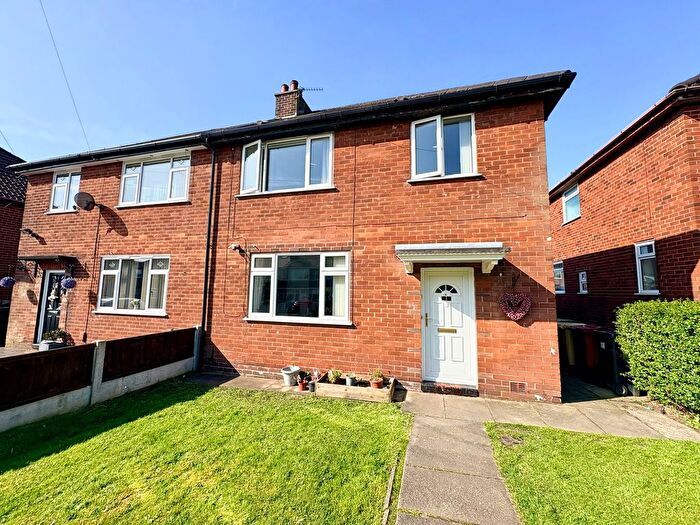 3 Bedroom Semi Detached House For Sale In Devoke Grove, Farnworth, BL4