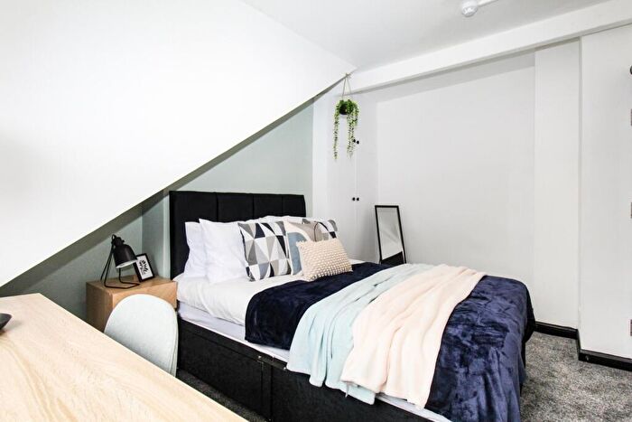 1 Bedroom Terraced House To Rent In Grimthorpe Place, Leeds, West Yorkshire, LS6