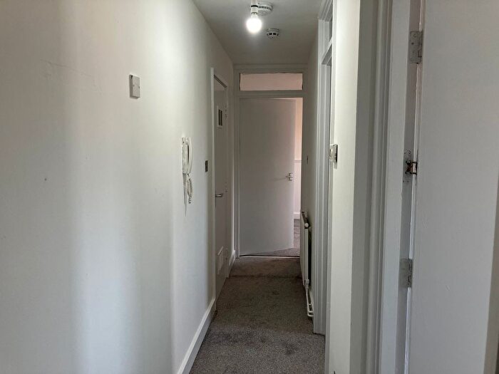 1 Bedroom Flat To Rent In Edlington Lane, Doncaster, DN12