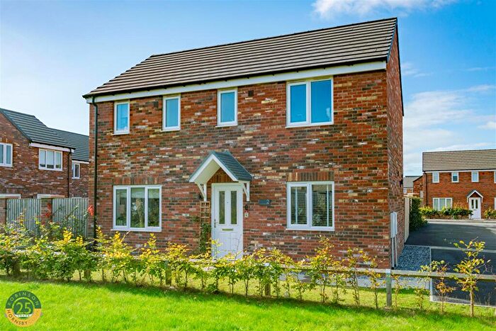 3 Bedroom Detached House For Sale In Lincoln Close, Doncaster, DN4