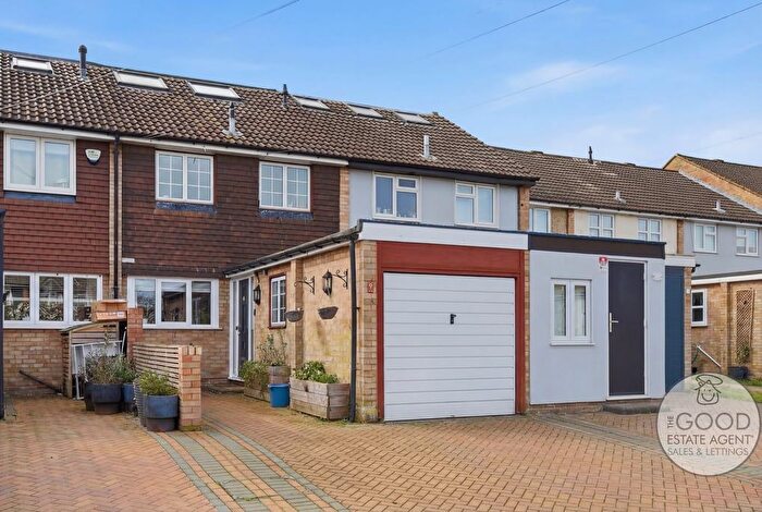 4 Bedroom Terraced House For Sale In Nevill Way, Loughton, IG10