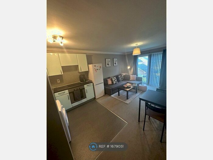 1 Bedroom Flat To Rent In Bridge Road, Park Gate, Southampton, SO31