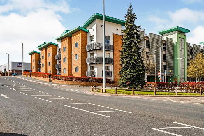 1 Bedroom Flat To Rent In Times Square Avenue, Brierley Hill, DY5