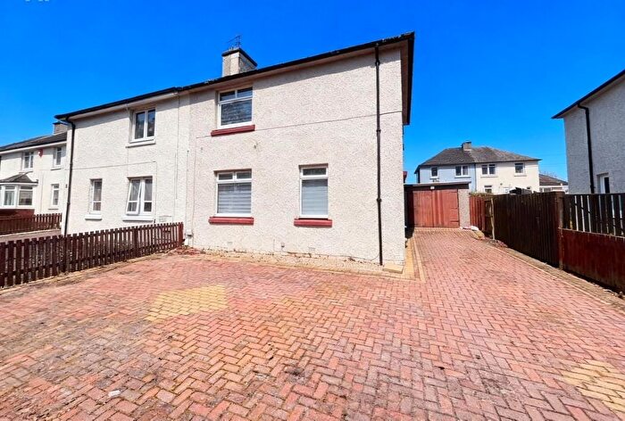 4 Bedroom Semi Detached House To Rent In Kenilworth Avenue, Wishaw, ML2