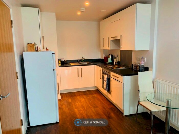 1 Bedroom Flat To Rent In Royal Carriage Mews, London, SE18