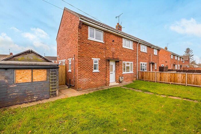 4 Bedroom Semi-Detached House For Sale In Woad Farm Road, Boston, Lincolnshire, PE21