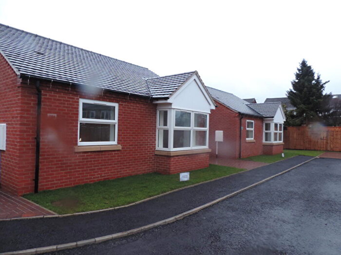 3 Bedroom Bungalow To Rent In High Street, Newhall, DE11