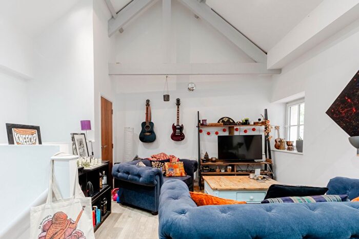 2 Bedroom Flat For Sale In Lawford Street, Old Market, Bristol, BS2