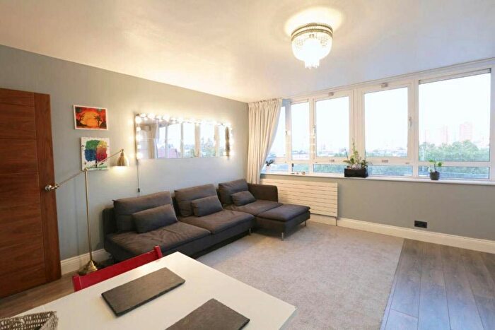 1 Bedroom Flat To Rent In Mount Pleasant, Holborn, London, WC1X