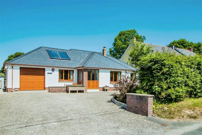 3 Bedroom Bungalow For Sale In Penrhiwllan, Llandysul, Penrhiwllan, Llandysul, SA44