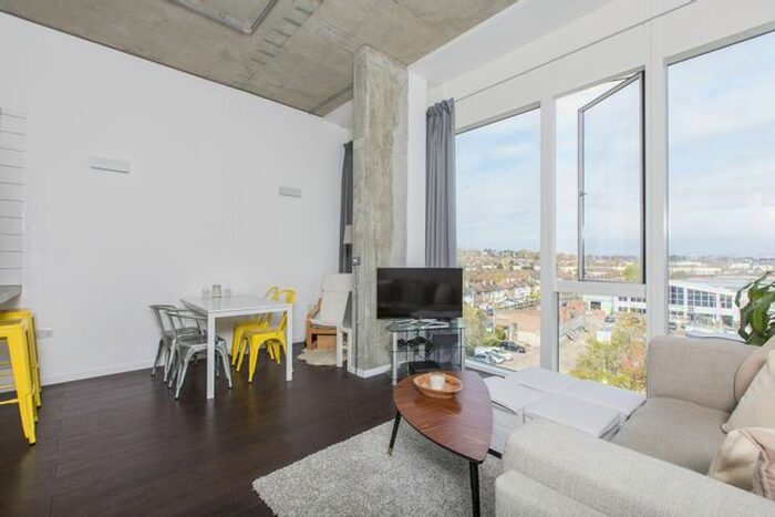 Studio To Rent In Home End House, Durnsford Road, Wimbledon, SW19