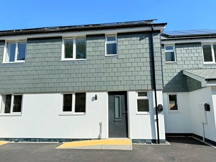 3 Bedroom Terraced House To Rent In Terras Road, St Stephen, PL26