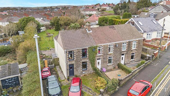 3 Bedroom End Of Terrace House For Sale In Gorseinon Road, Penllergaer, Swansea, SA4