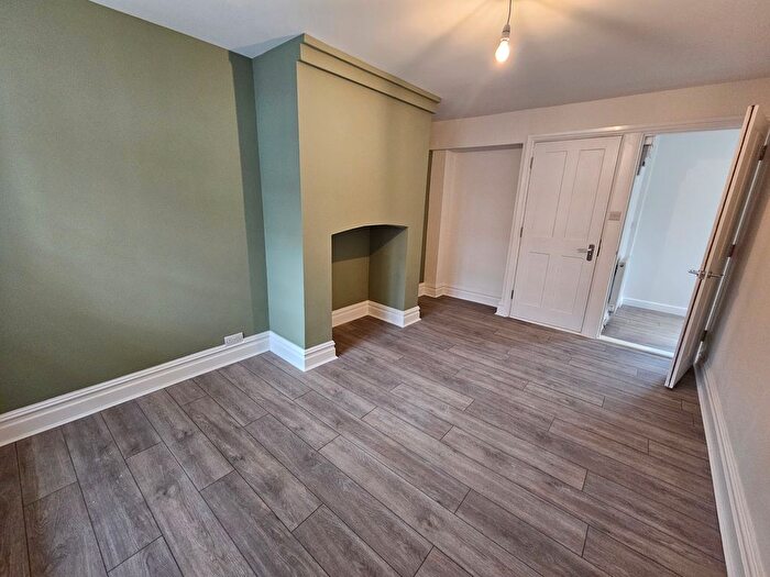 1 Bedroom Flat To Rent In Ashford Road, Maidstone, ME14