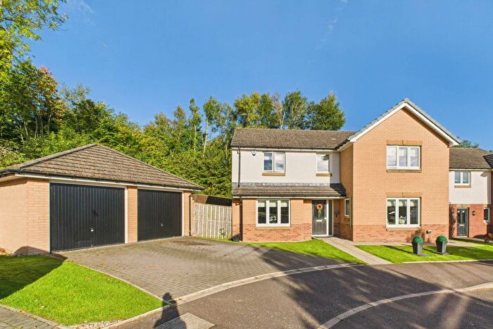 4 Bedroom Detached House For Sale In Macauley Way, Hamilton, ML3
