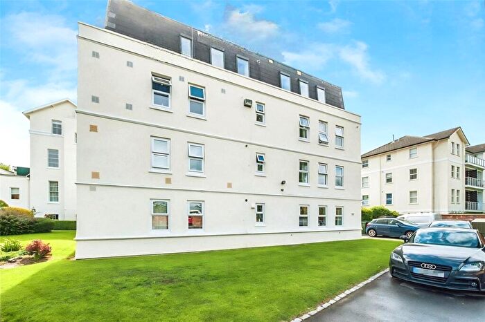 1 Bedroom Apartment For Sale In Flat Beaufort Court, The Park, Cheltenham, GL50