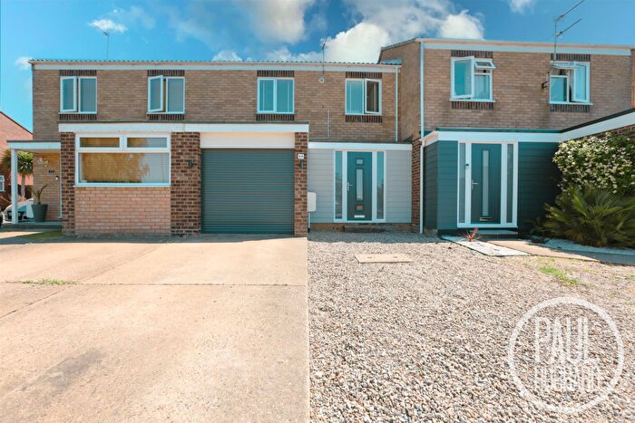3 Bedroom Terraced House For Sale In Cowslip Crescent, Lowestoft, NR33
