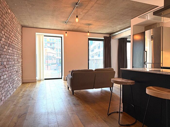 1 Bedroom Flat To Rent In Lamb Lane, London, E8