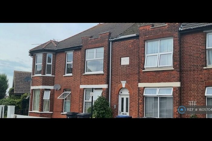 3 Bedroom Maisonette To Rent In Fleetwood Avenue, Kent, CT6