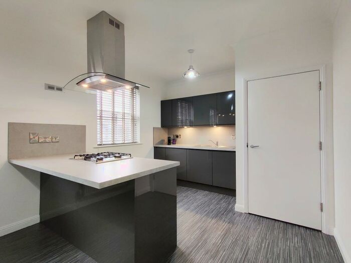 2 Bedroom Apartment To Rent In St Martin At Bale Court, Norwich, NR1