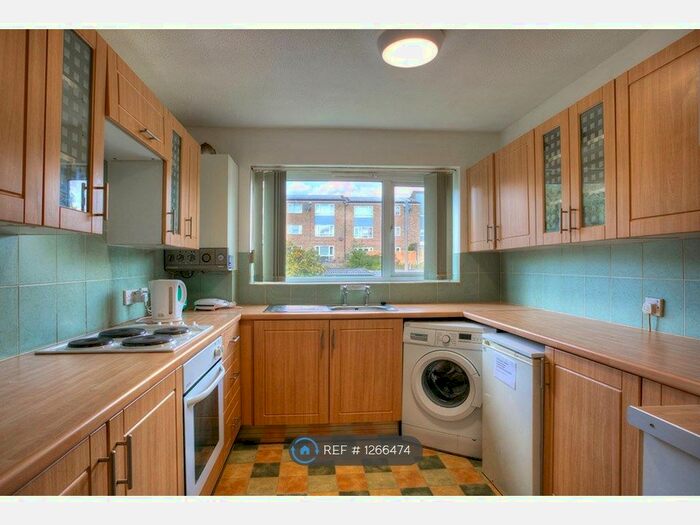 1 Bedroom Flat To Rent In Meachen Road, Colchester CO2