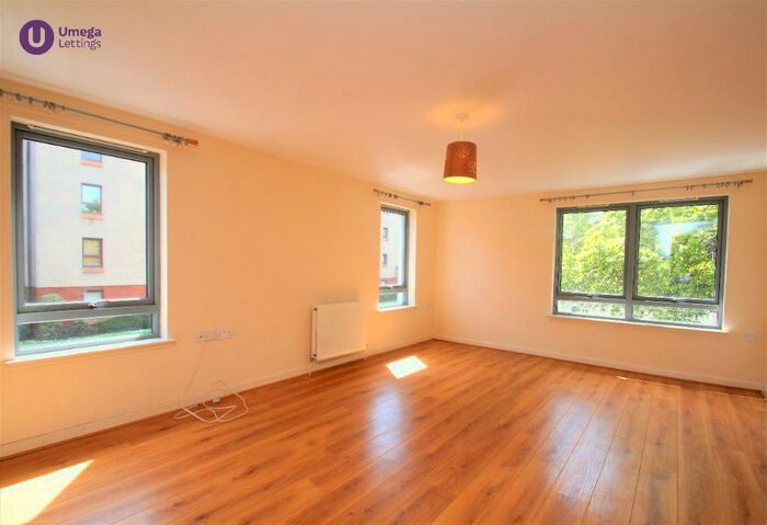 2 Bedroom Flat To Rent In Restalrig Drive, Restalrig, Edinburgh, EH7