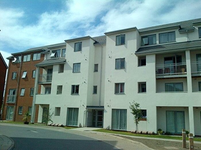 2 Bedroom Flat To Rent In Willesborough, Ashford, TN24