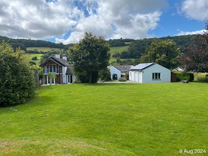 5 Bedroom Detached House To Rent In Eglwysbach, Colwyn Bay, LL28