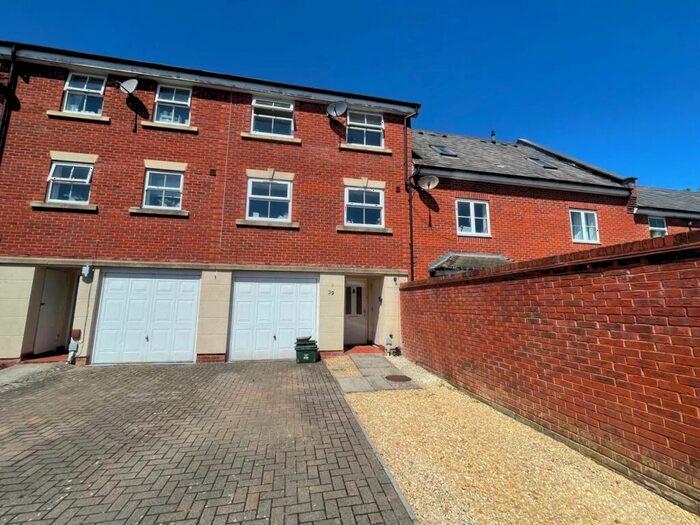 4 Bedroom Town House To Rent In Pollard Road, Weston Village, Weston-super-Mare, BS24