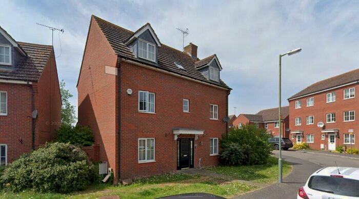 6 Bedroom House To Rent In Walker Grove, Hatfield, AL10