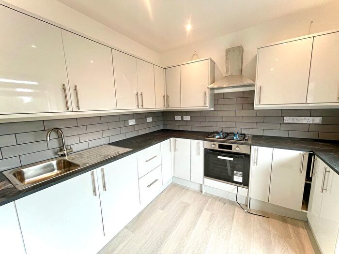 3 Bedroom Flat To Rent In Belvedere Road, Coventry, CV5