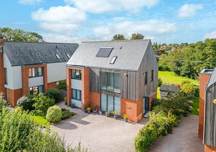 3 Bedroom Detached House For Sale In Exmouth Road, Exton, Devon, EX3