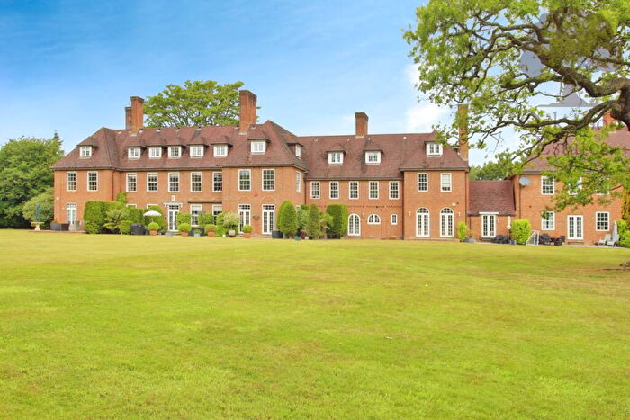 2 Bedroom Apartment To Rent In Lady Yorke Park, Iver Heath, SL0