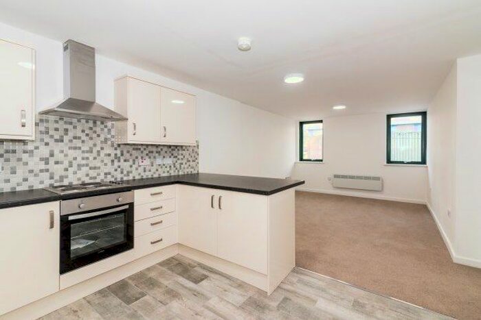 2 Bedroom Flat To Rent In Beecroft Road, Cannock WS11