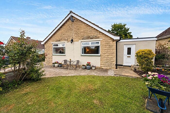 3 Bedroom Bungalow For Sale In Berry Road, Edington, BA13