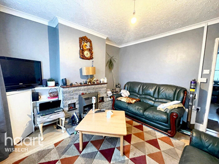 3 Bedroom Terraced House For Sale In York Terrace, Wisbech, PE13