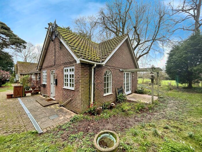 1 Bedroom Bungalow To Rent In Herne Street, Herne Bay, CT6