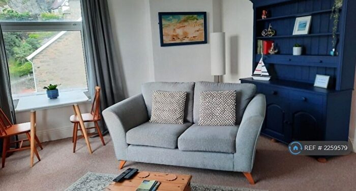 1 Bedroom Flat To Rent In Aberamffra Road, Barmouth, LL42
