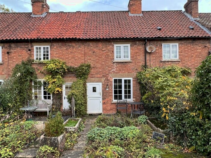 3 Bedroom Cottage To Rent In The Vineries, Kirklington Rd, Southwell, Nottinghamshire., NG25