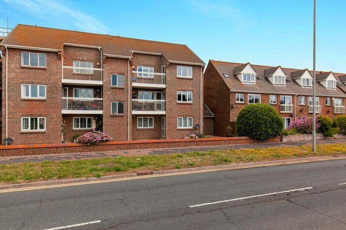2 Bedroom Flat To Rent In Royal Sovereign View, BN23