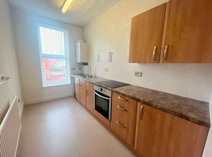 1 Bedroom Flat To Rent In Sandheys Avenue, Waterloo, L22