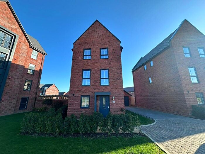 4 Bedroom Detached House For Sale In Scott Way, Swindon, SN1