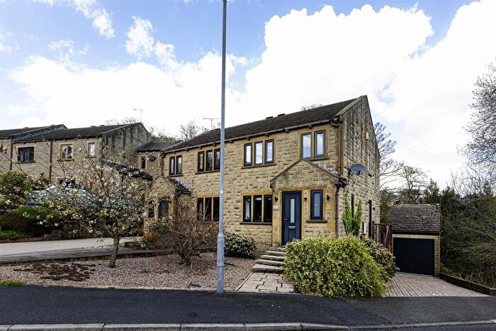 3 Bedroom Semi-Detached House For Sale In Wickleden Gate, Scholes, Holmfirth, HD9