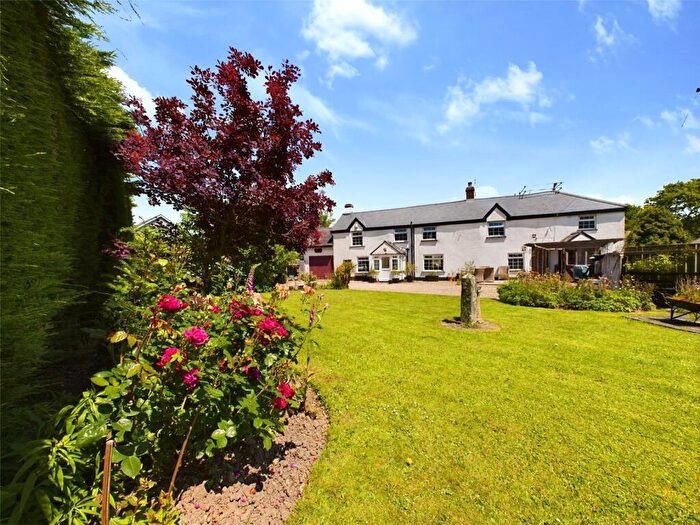 3 Bedroom Detached House For Sale In Holsworthy, Devon, EX22