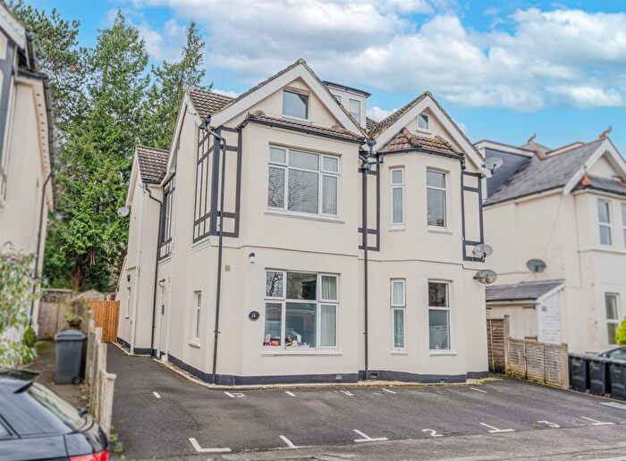 2 Bedroom Apartment To Rent In Westbourne Park Road, Bournemouth, BH4