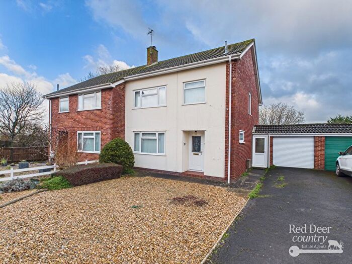 3 Bedroom Semi Detached House For Sale In Long Lakes, Williton, TA4