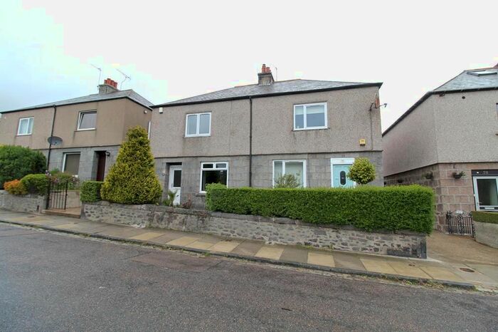 3 Bedroom Semi-Detached House To Rent In Elmbank Terrace, Aberdeen, AB24