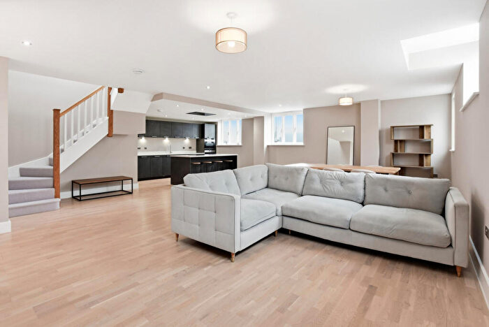 2 Bedroom Semi-Detached House For Sale In Plymouth Place, Leamington Spa, Warwickshire, CV31