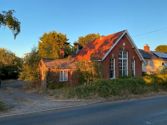 End Of Terrace House For Sale In Old School House, Watton Road, Larling, Norwich, Norfolk, NR16