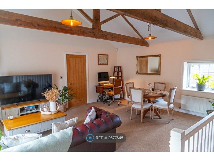 2 Bedroom Flat To Rent In The Stables, Raywell, Cottingham, HU16